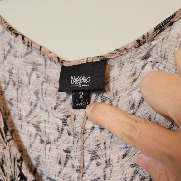 Mossimo | Scoop Neck Tee - Picture 4 of 5